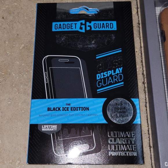 JAKE SPADE Color Black Case & Gadget Guard Screen Protector for Apple iPhone 6s+ - Picture 2 of 3